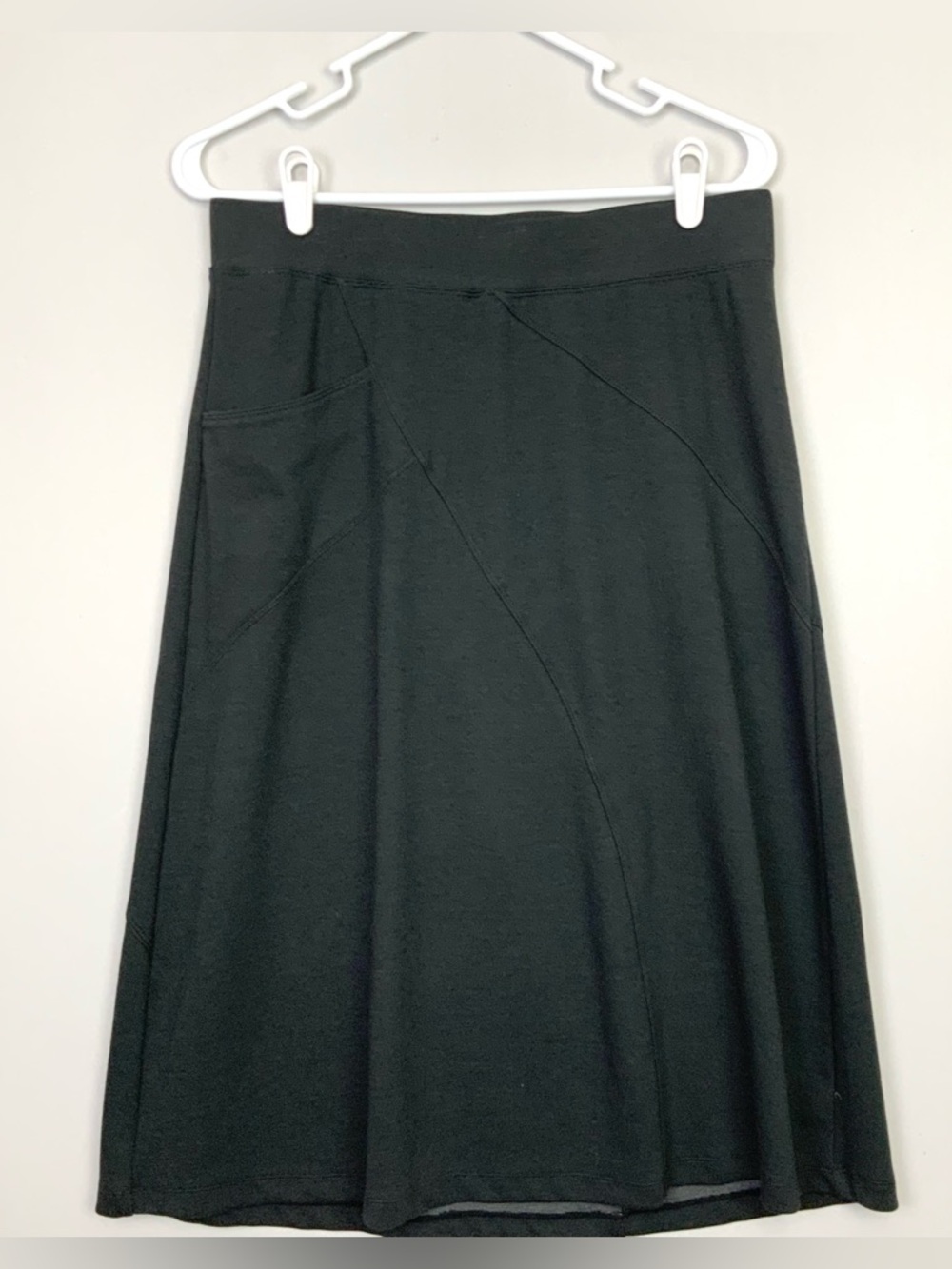 Toad & Co Medium Sascha Flexcel Skirt Charcoal Gray Stretch Curved Panel Pocket